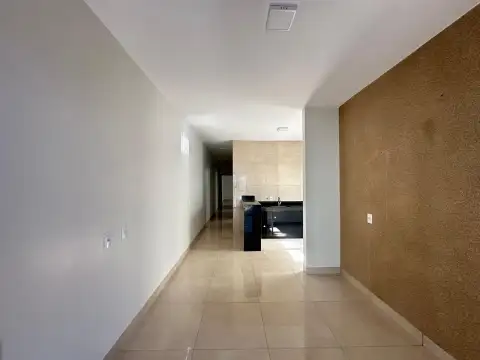 CASA À VENDA NO BAIRRO IPIRANGA EM PATROCÍNIO-MG.