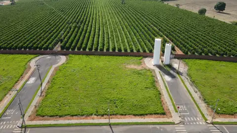 LOTE PRIVILEGIADO NO CONDOMINIO FECHADO ROYAL PARK EM PATROCÍNIO-MG