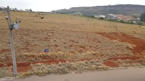 LOTES COMERCIAIS NO BAIRRO AEROPORTO EM PATROCÍNIO-MG