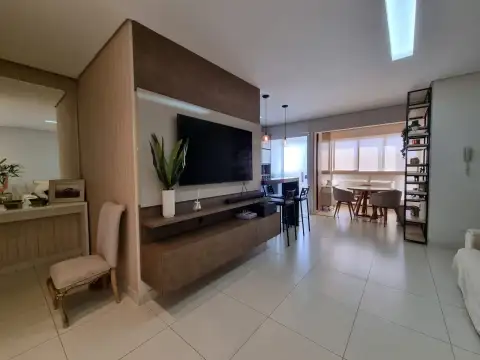 APARTAMENTO COM EXCELENTE LOCALIZAÇÃO EM PATROCÍNIO-MG.