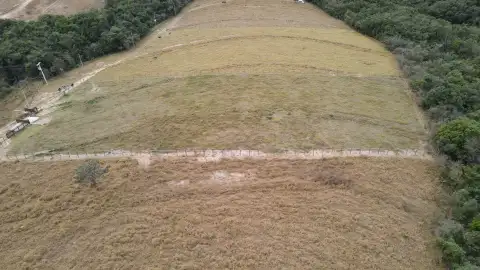 EXCELENTE TERRENO PARA CHÁCARA À 5 MINUTOS DO CENTRO