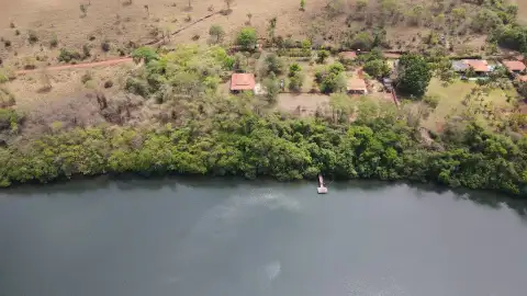 CHÁCARA AS MARGENS DA REPRESA DE MIRANDA