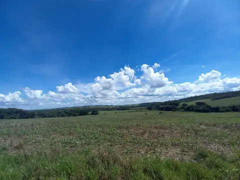 FAZENDA DE DUPLA APTIDÃO - SERRA DO SALITRE/MG