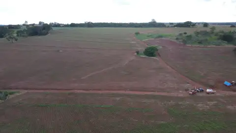 FAZENDA EM PANTANO, PATOS DE MINAS
