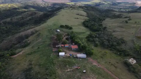 EXCELENTE FAZENDA COM DUPLA APTIDÃO EM VAZANTE/ MG - 360 HECTARES