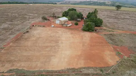 FAZENDA PRÓPRIA PARA CAFÉ EM COROMANDEL
