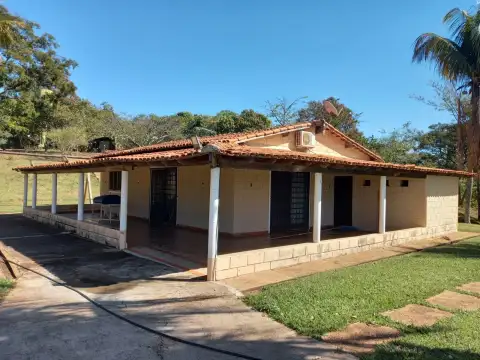 CHÁCARA COM A MELHOR VISTA DA REPRESA DE NOVA PONTE