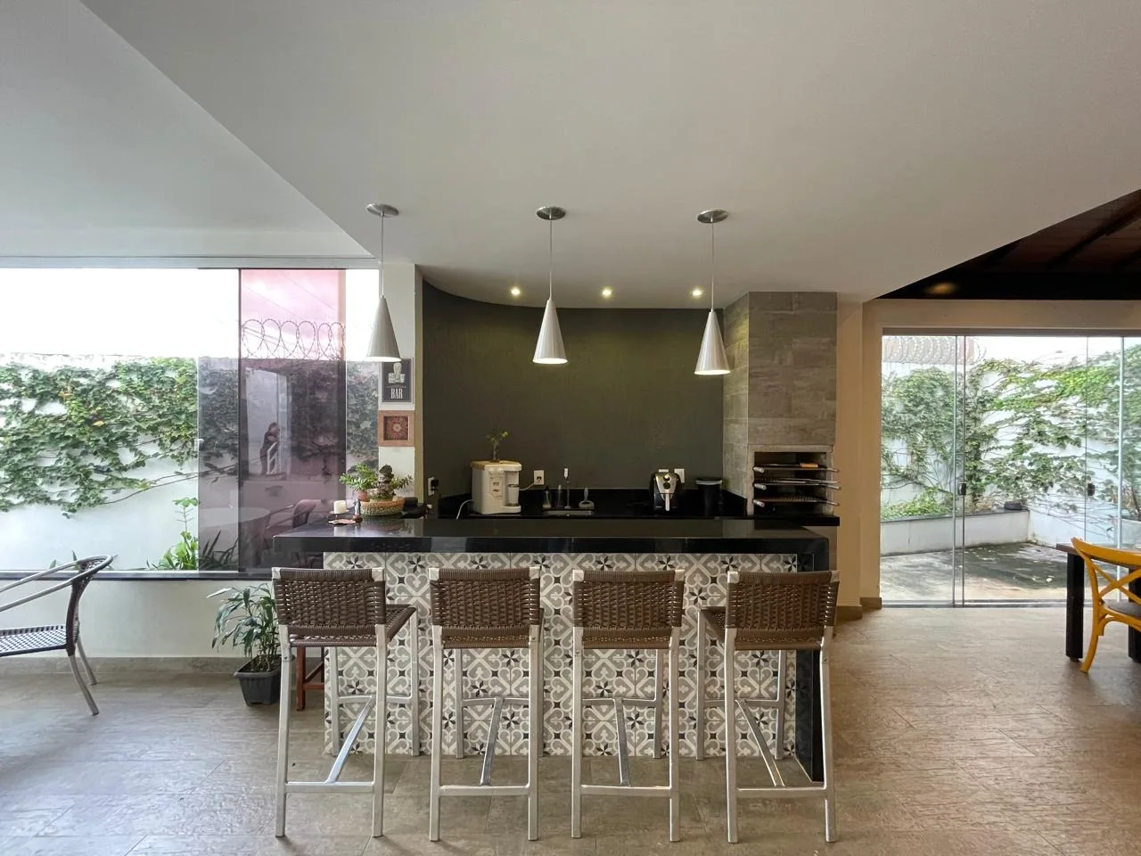 IMÓVEL COM EXCELENTE LOCALIZAÇÃO NO BAIRRO CIDADE JARDIM EM PATROCÍNIO-MG.