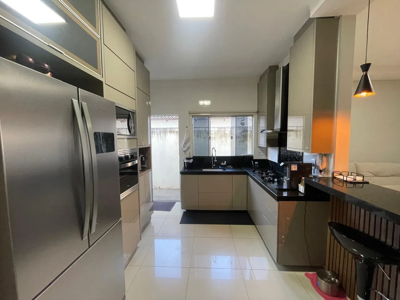 CASA À VENDA COM ÓTIMA LOCALIZAÇÃO NO BAIRRO DONA DIVA EM PATROCÍNIO-MG