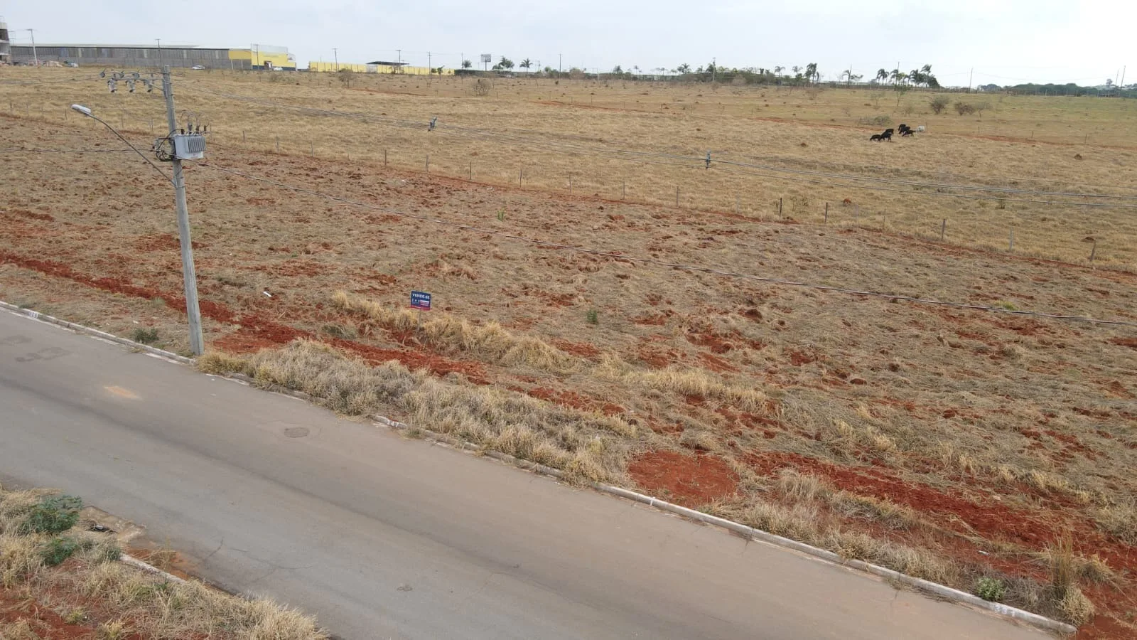 LOTES COMERCIAIS NO BAIRRO AEROPORTO EM PATROCÍNIO-MG