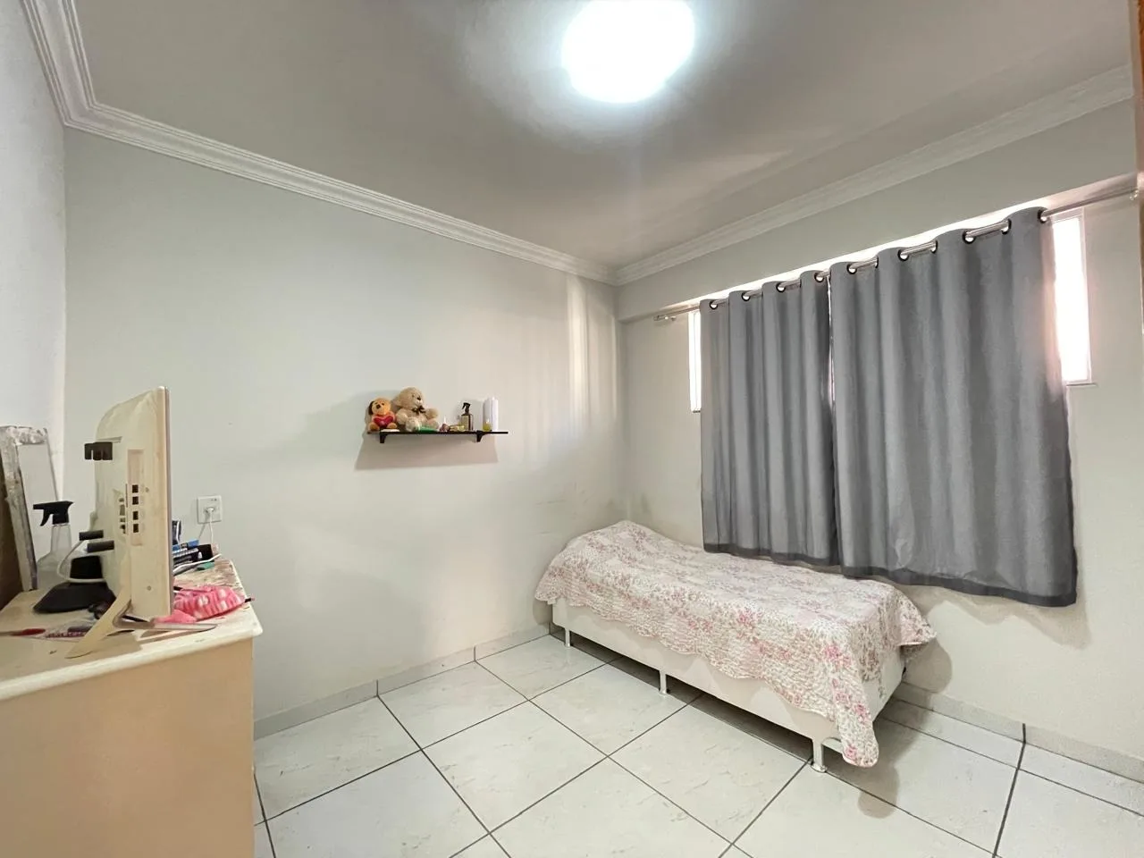 APARTAMENTO COM ÓTIMA LOCALIZAÇÃO NO CENTRO DE PATROCÍNIO-MG.