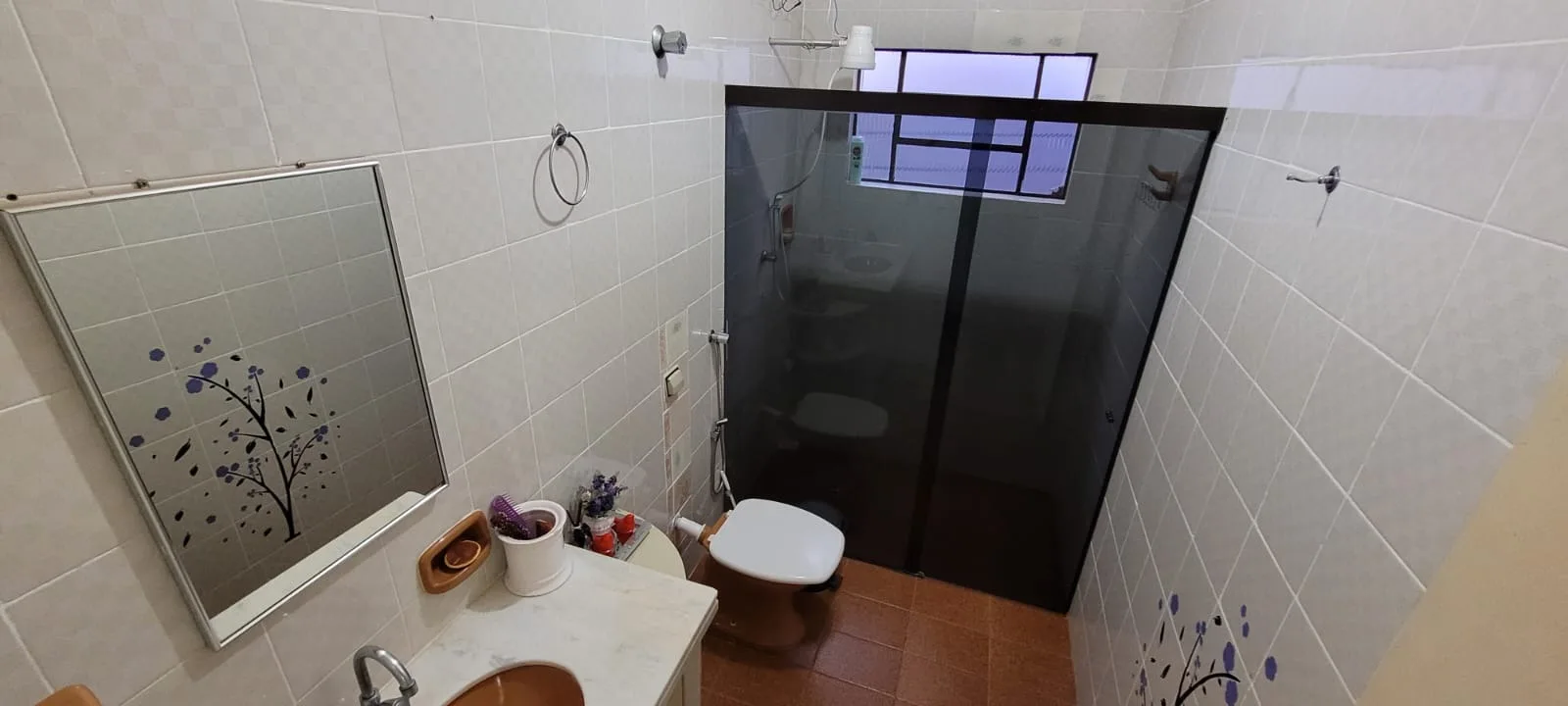 CASA NO BAIRRO NOSSA SENHORA DE FÁTIMA EM PATROCÍNIO-MG.