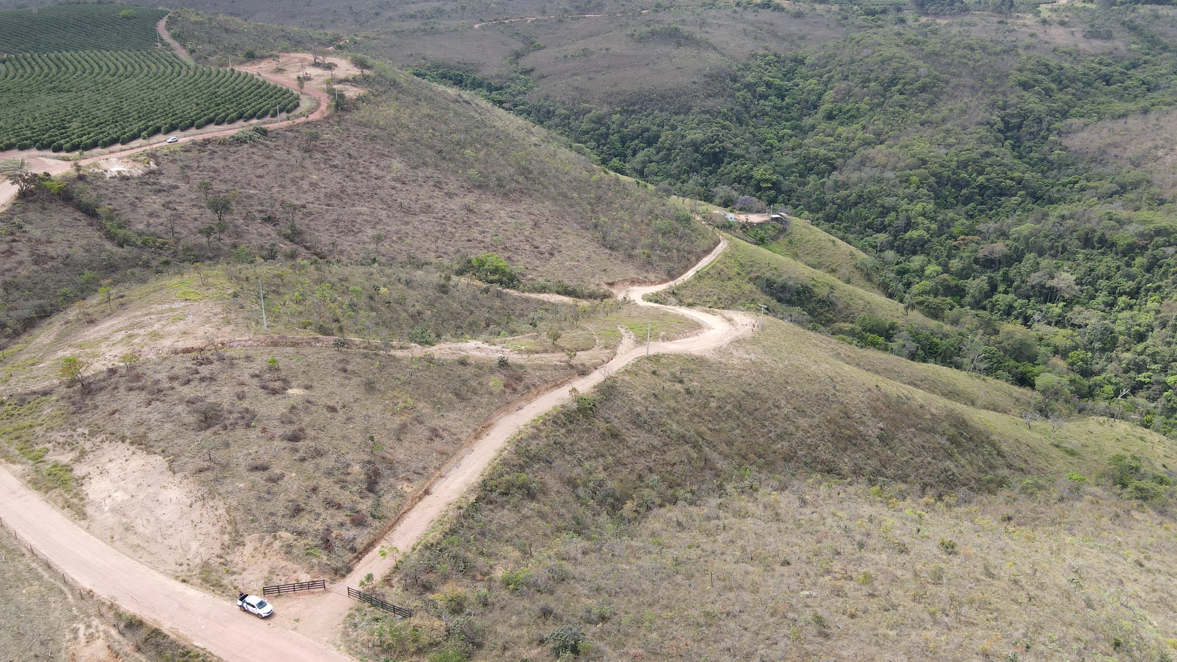 BELO SÍTIO PRÓXIMO A COMUNIDADE DE MARTINS, EM PATROCÍNIO/MG