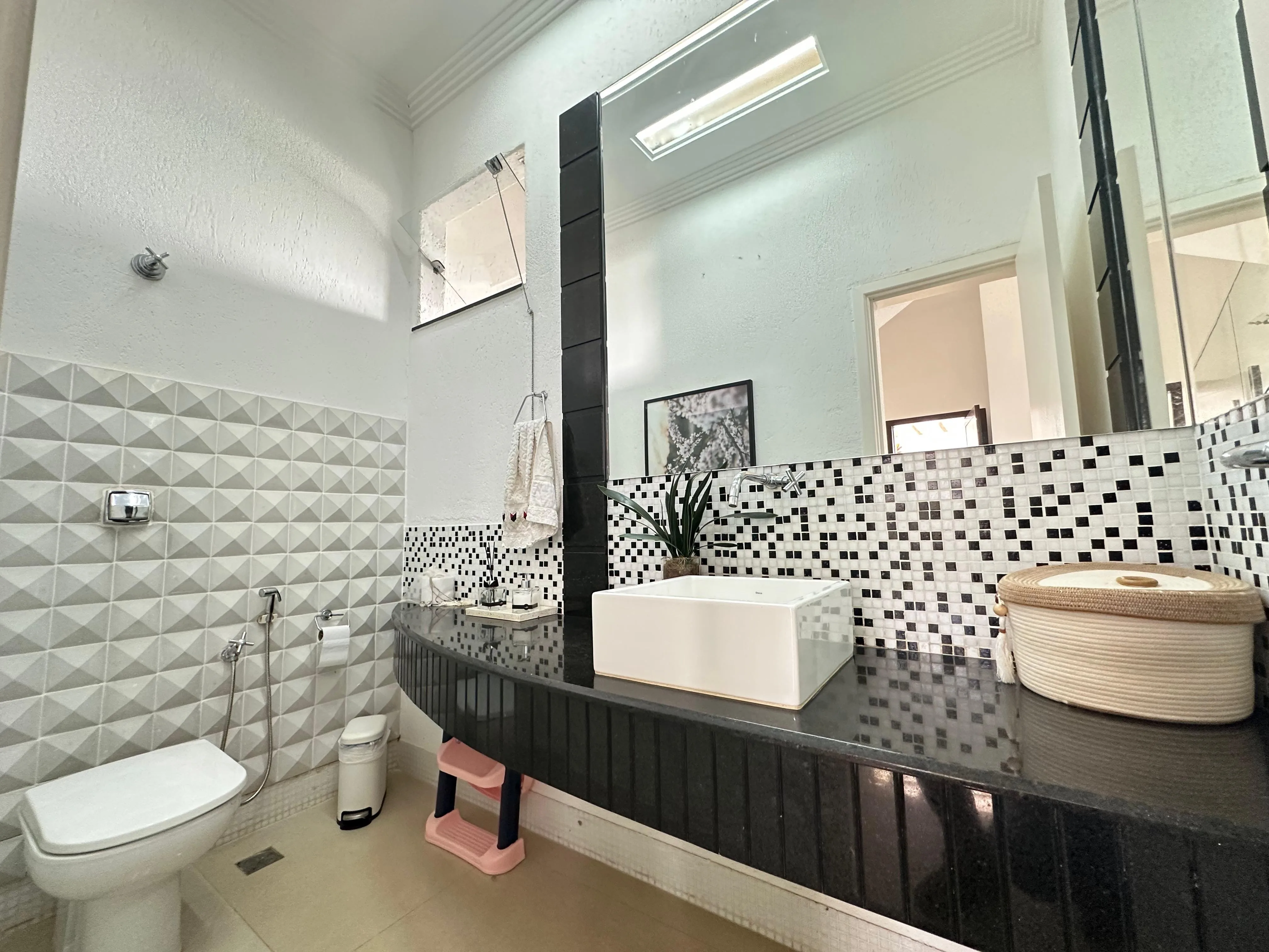 OPORTUNIDADE À VENDA NO BAIRRO CIDADE JARDIM: IMÓVEL DE ALTO PADRÃO COM EXCELENTE ACABAMENTO.